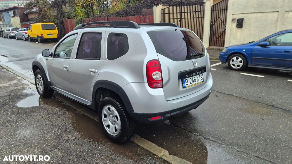 Dacia Duster 1.5 dCi 4x2 Laureate - 4