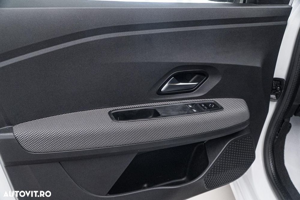 Dacia Logan TCe 90 MT6 Prestige - 24