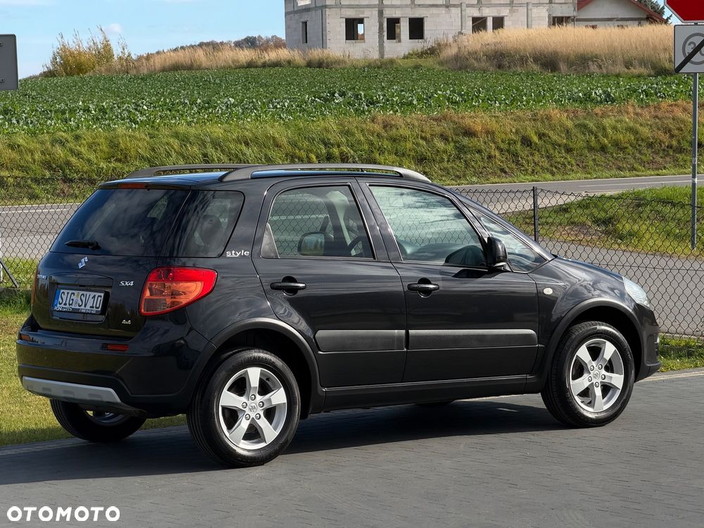 Suzuki SX4 1.6 VVT 4x4 Style - 10