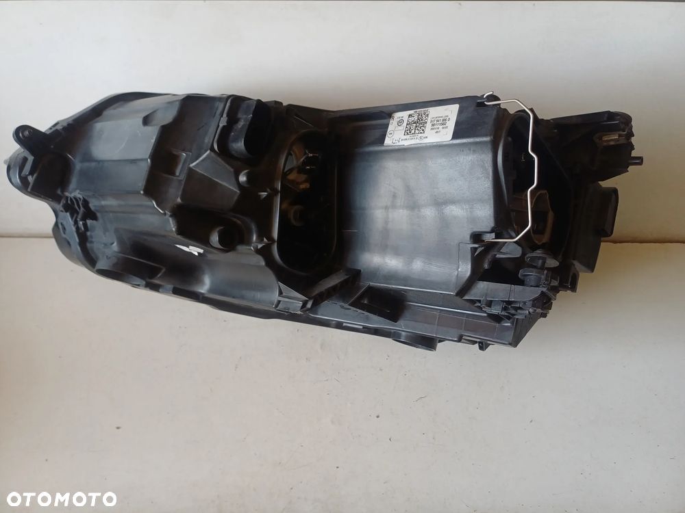 lampa prawy przod VW SPORTSVAN LIFT 2017 EUROPA - 9