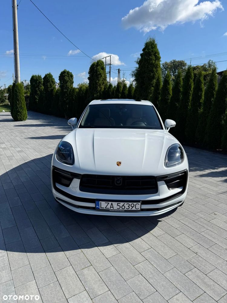 Porsche Macan Standard - 2