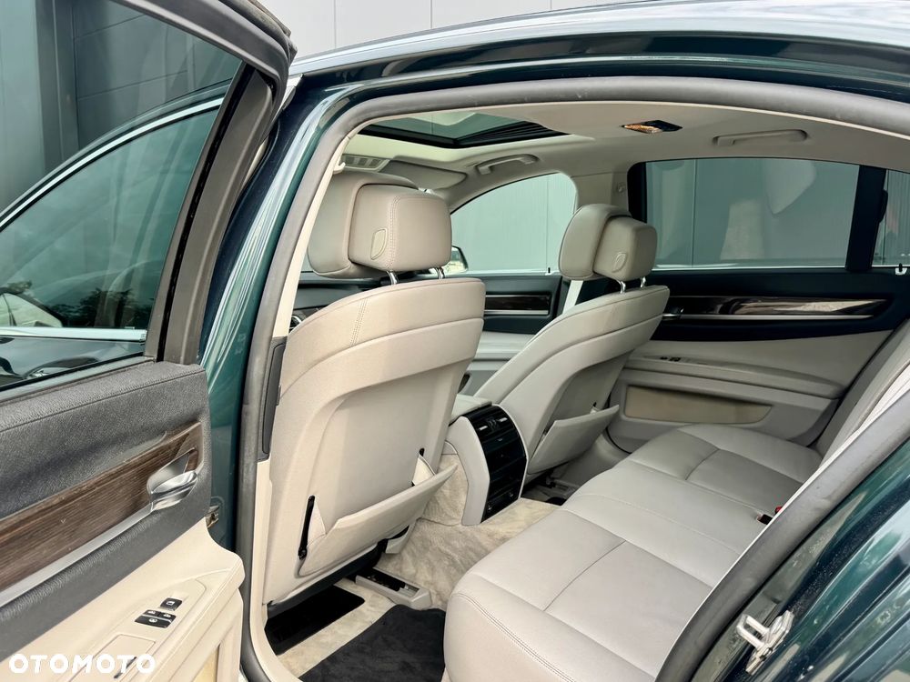 BMW Seria 7 730d - 14