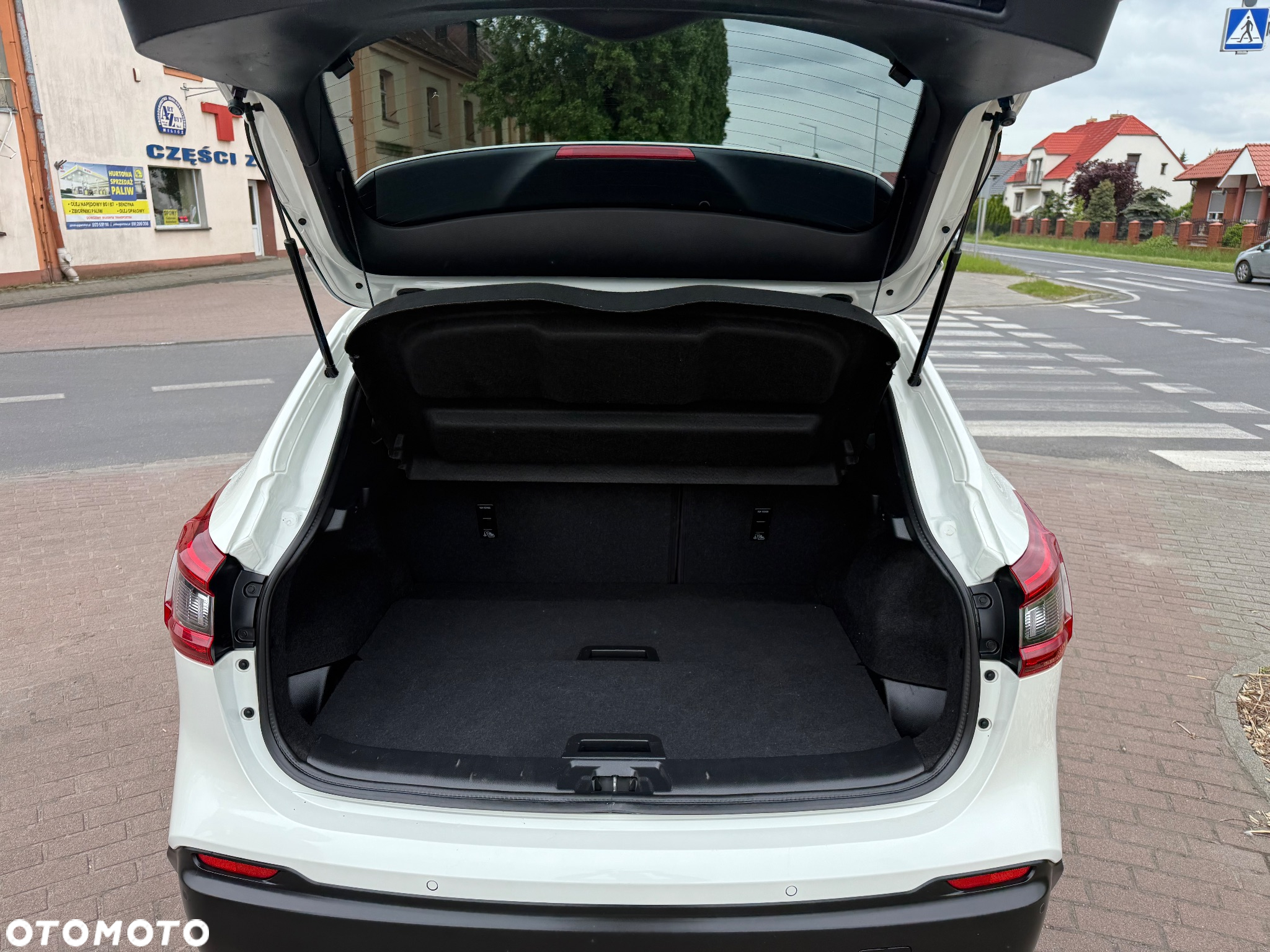 Nissan Qashqai 1.3 DIG-T MHEV Tekna+ - 16