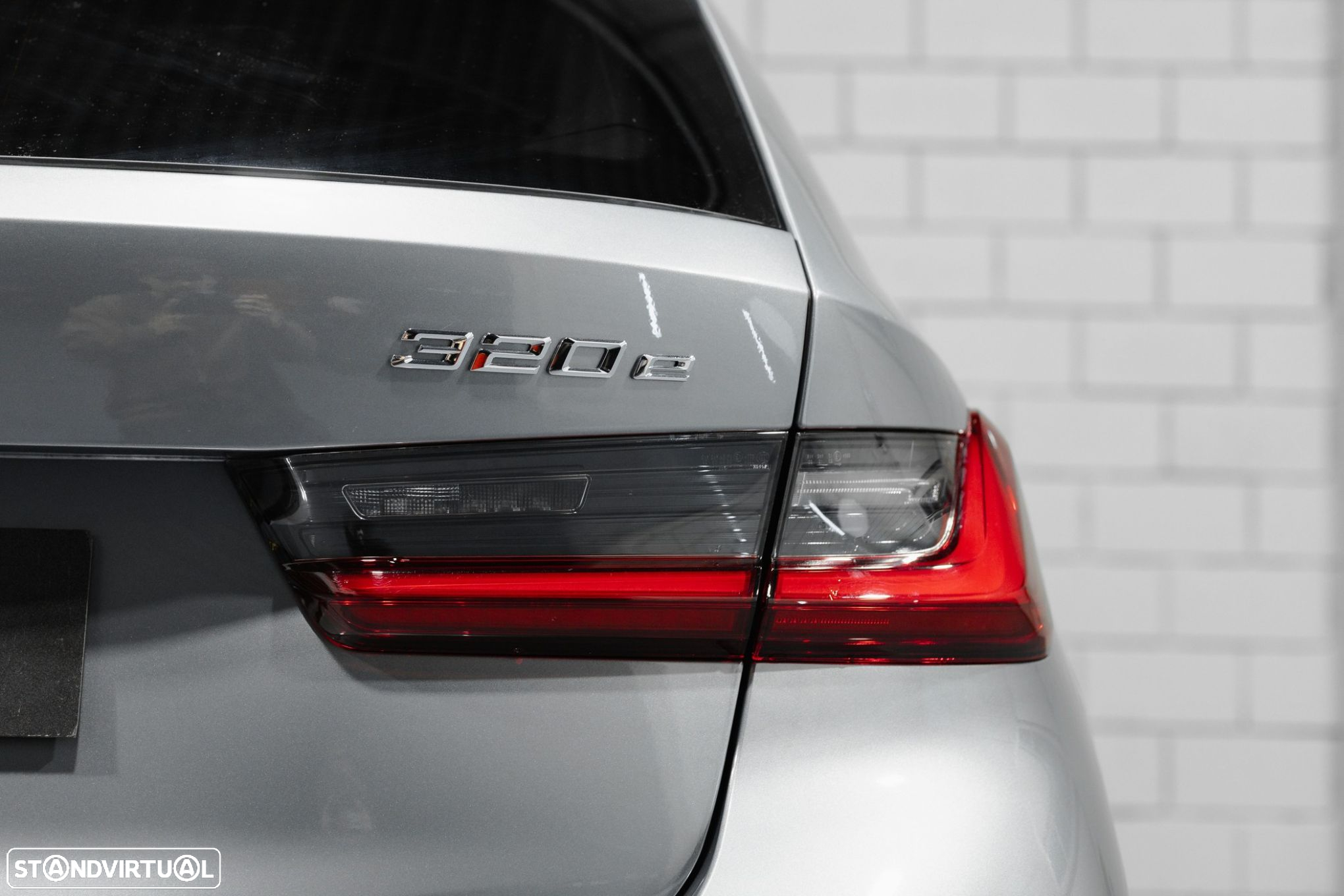 BMW 320 e Touring Pack Desportivo M Auto - 30