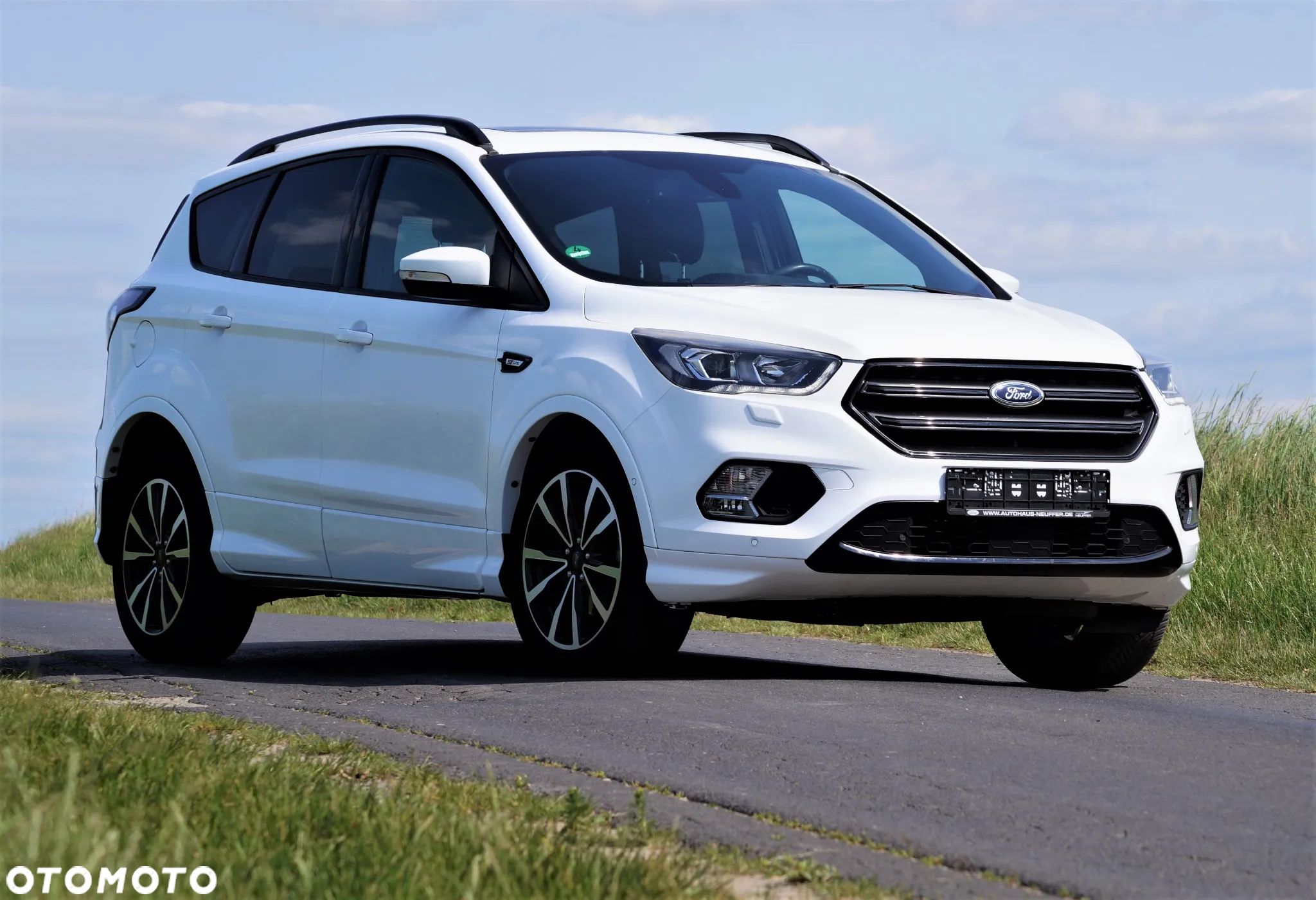 Ford Kuga - 1