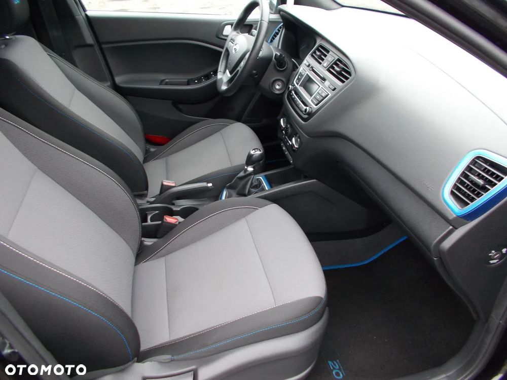 Hyundai i20 1.2 Passion Plus - 11