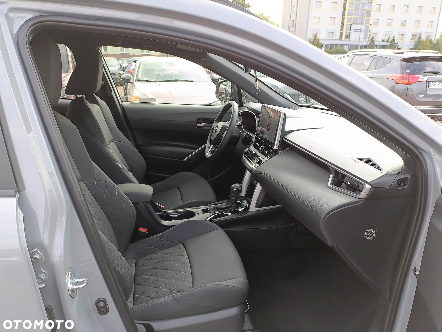 Toyota Corolla Cross 2.0 Hybrid Style AWD - 17
