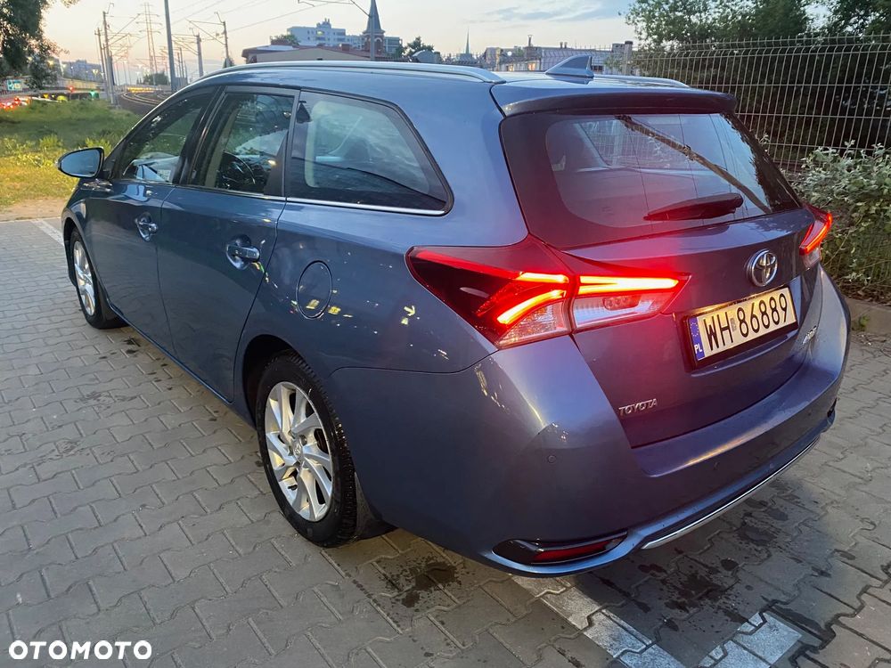 Toyota Auris 1.6 D-4D Comfort - 20