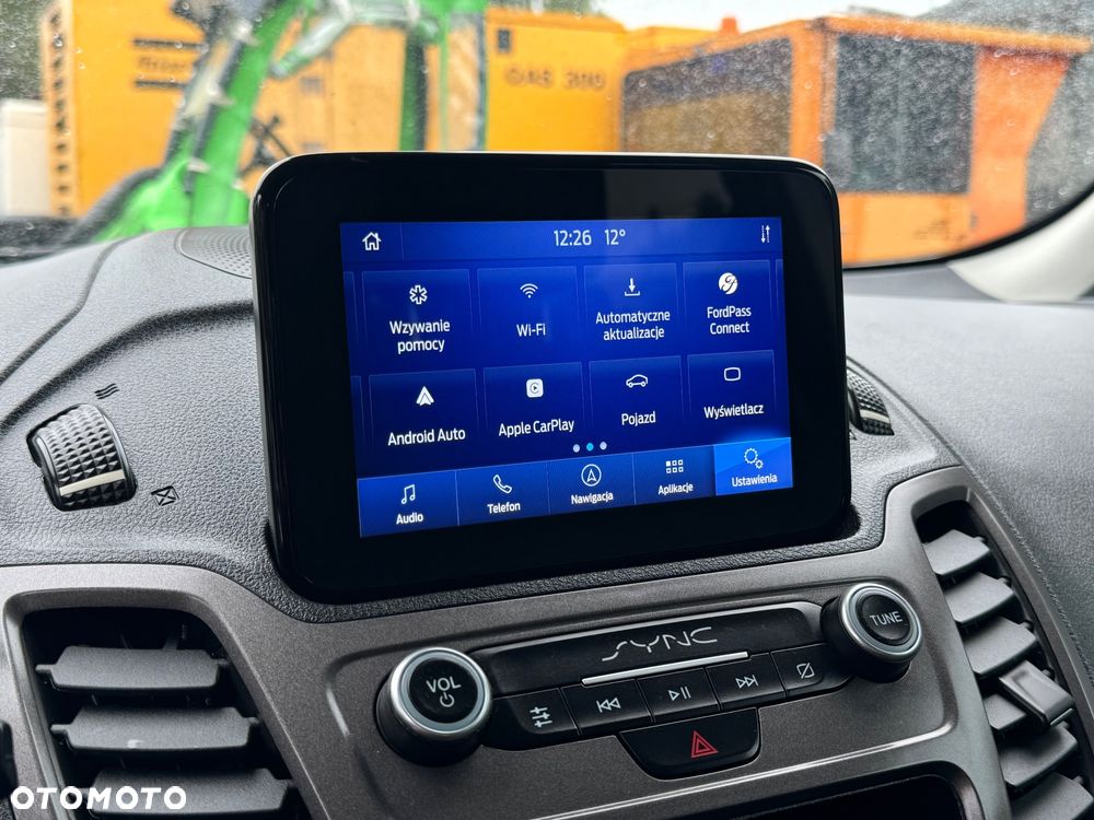 Ford Transit Connect - 25