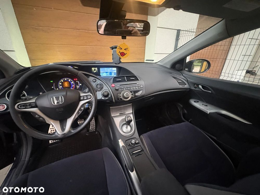 Honda Civic 1.8 Executive - 10