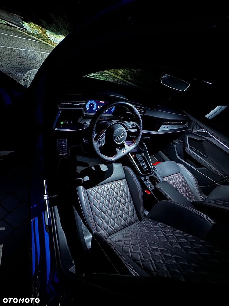 Audi S3 TFSI Quattro S tronic - 12