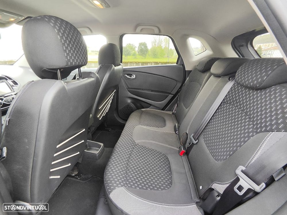 Renault Captur 0.9 TCE Exclusive - 21