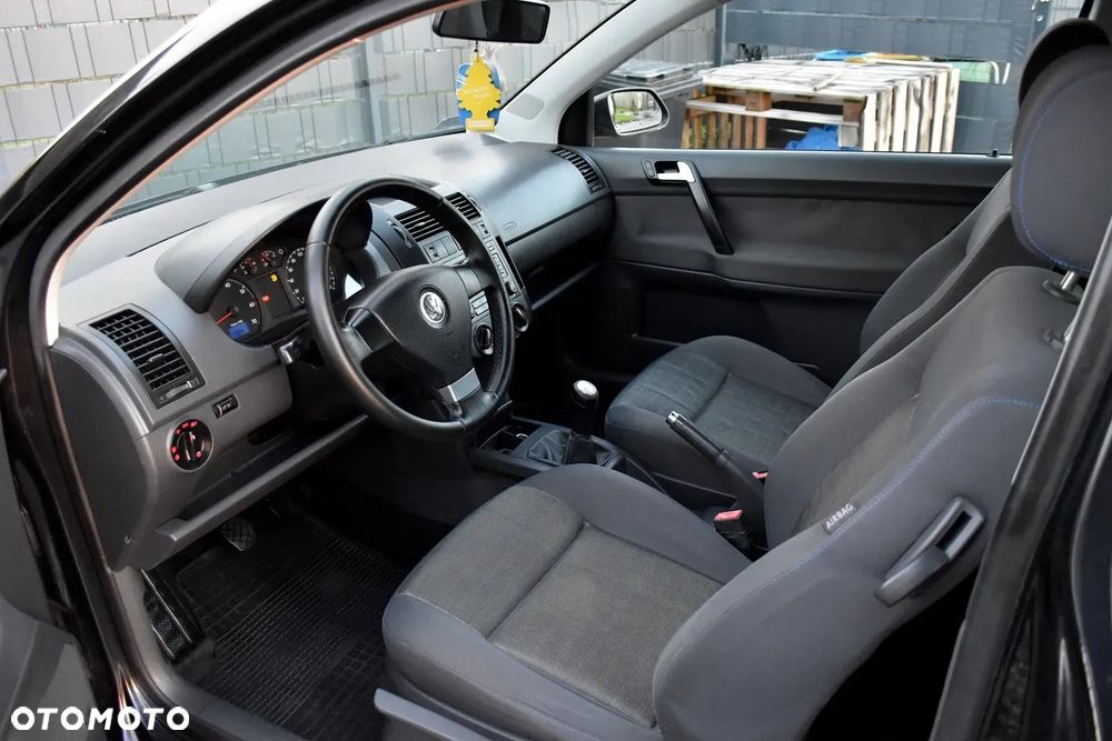 Volkswagen Polo 1.2 Tour Edition - 14
