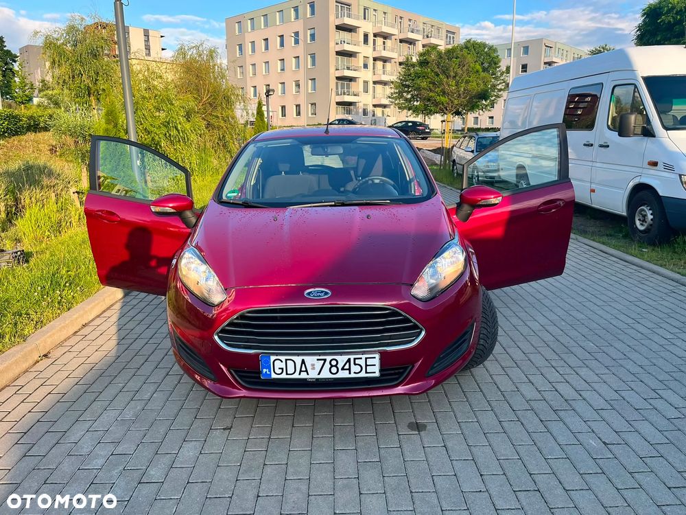 Ford Fiesta 1.0 Champions Edition - 8