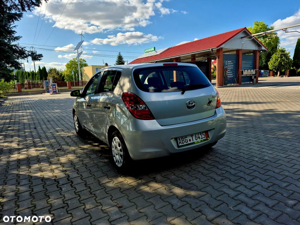 Hyundai i20 - 8