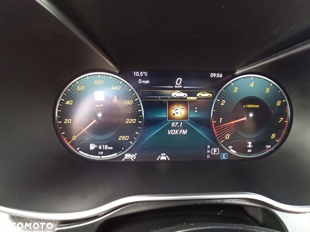 Mercedes-Benz GLC - 21