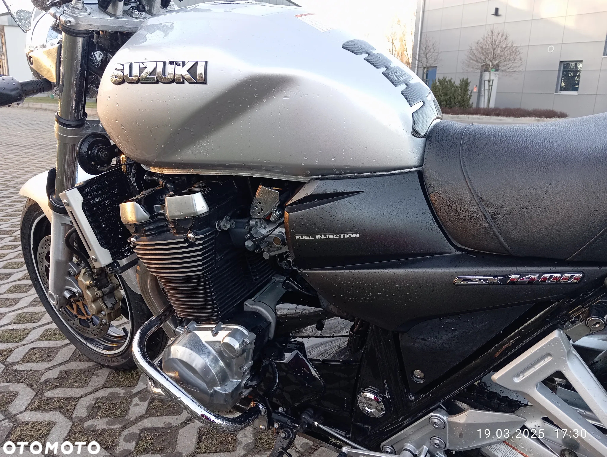 Suzuki GSX - 4