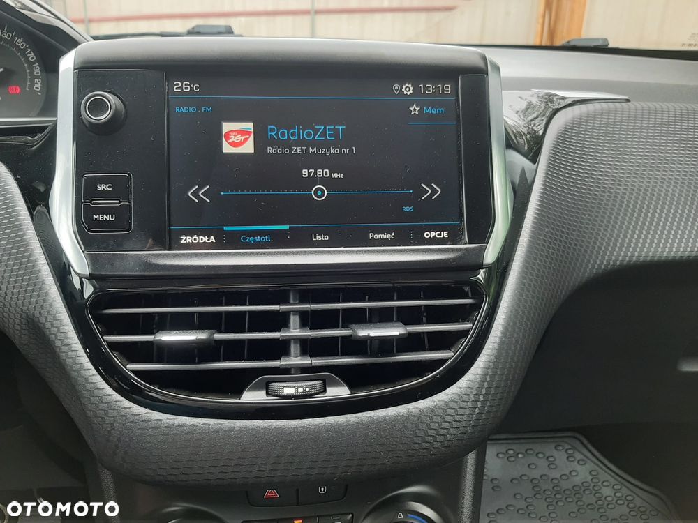 Peugeot 2008 1.5 BlueHDi Active S&S - 32