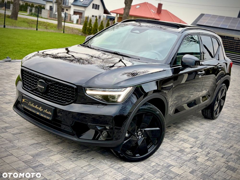 Volvo XC 40 B3 B DKG Ultra Black Edition - 12