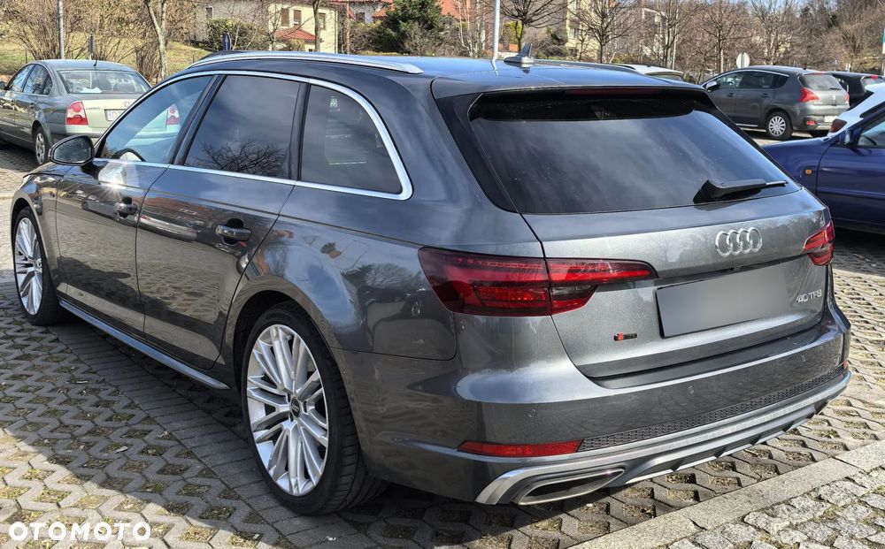 Audi A4 Avant 40 TFSI S tronic S line - 6