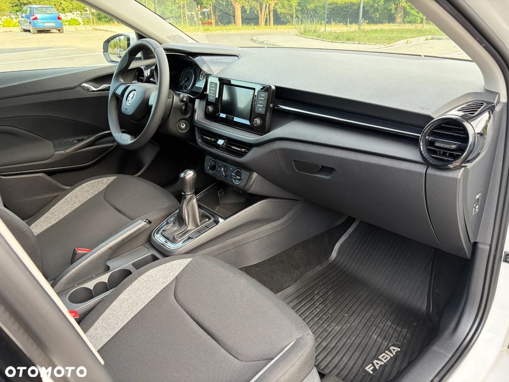 Skoda Fabia 1.0 Active - 11