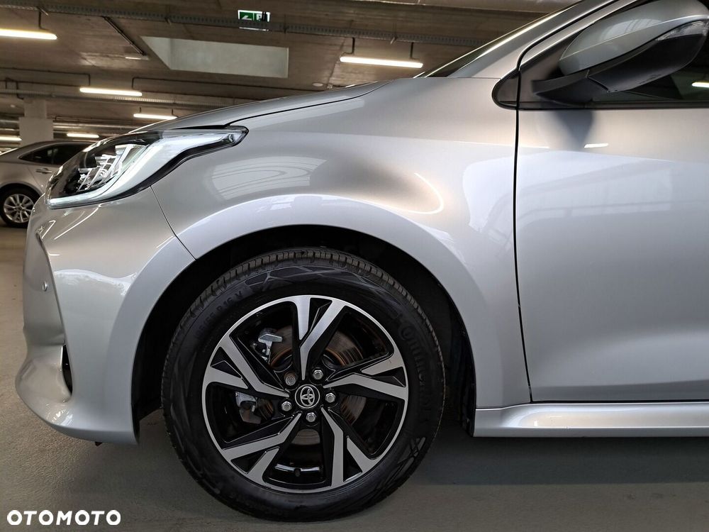 Toyota Yaris Hybrid 1.5 Style - 36