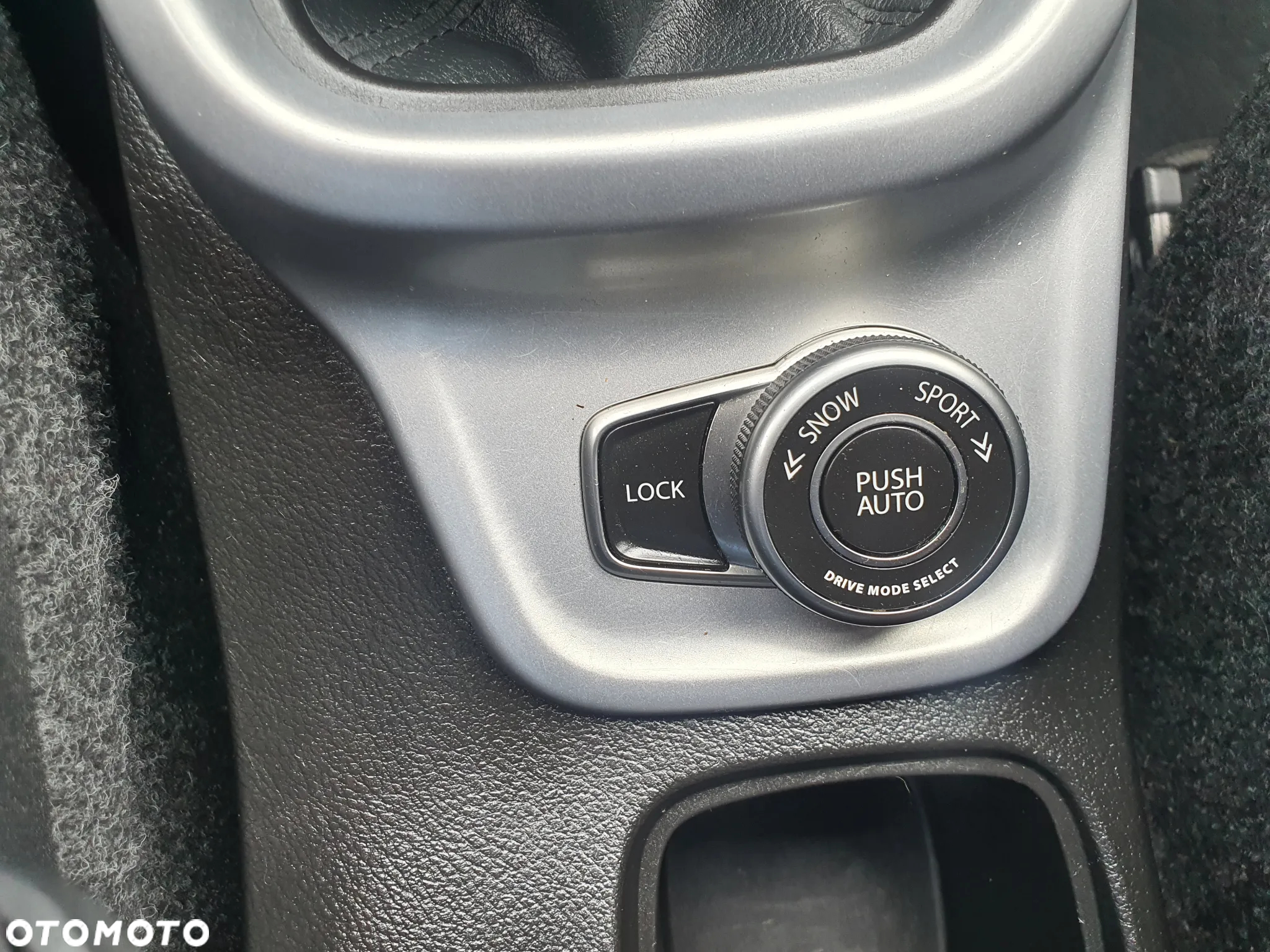 Suzuki Vitara 1.6 (4x4) Allgrip Comfort+ - 23