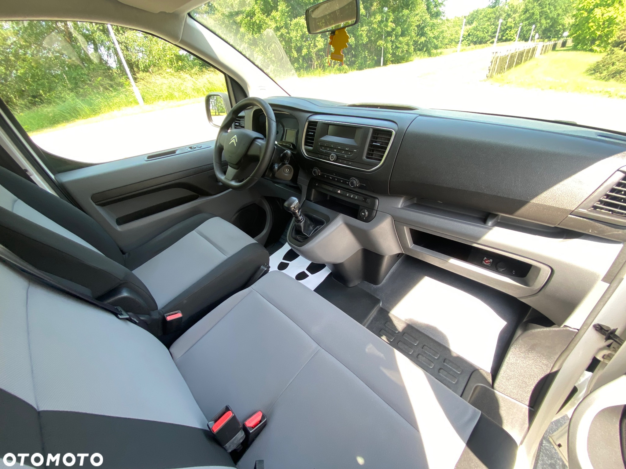 Citroën SpaceTourer M 1.6 BlueHDi 115 S&S Feel - 11
