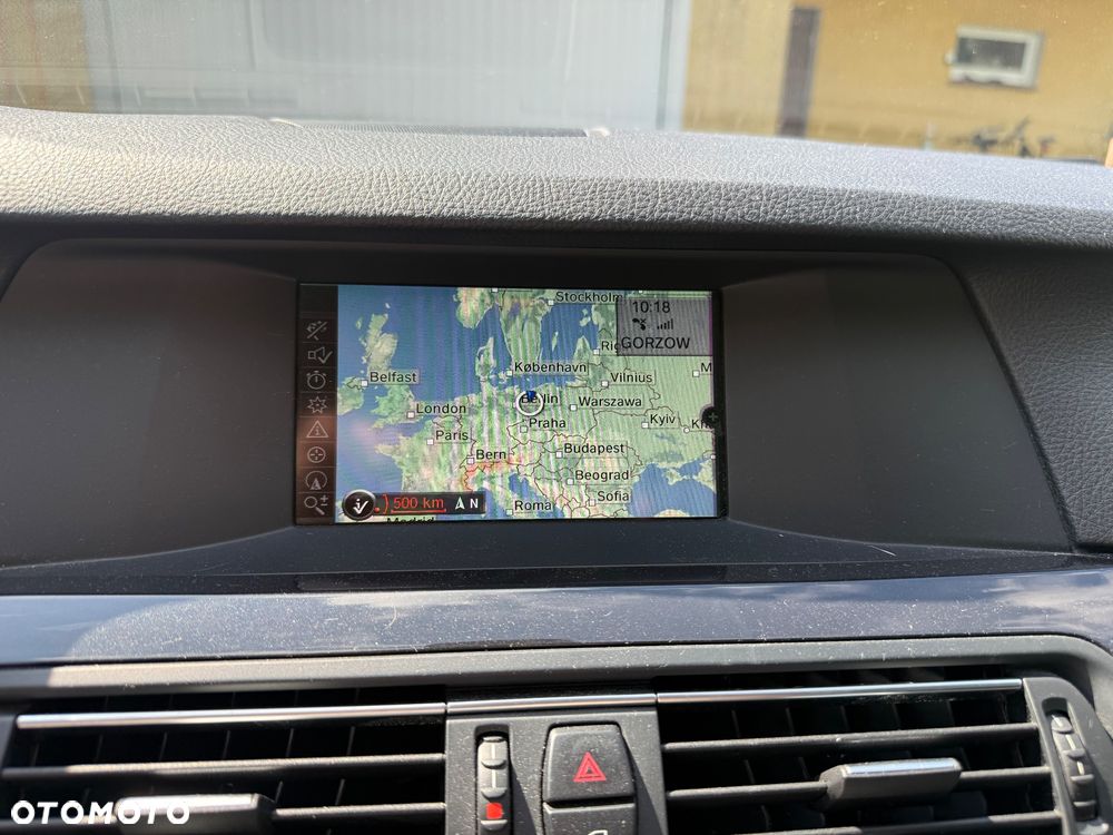 BMW Seria 5 520d - 27