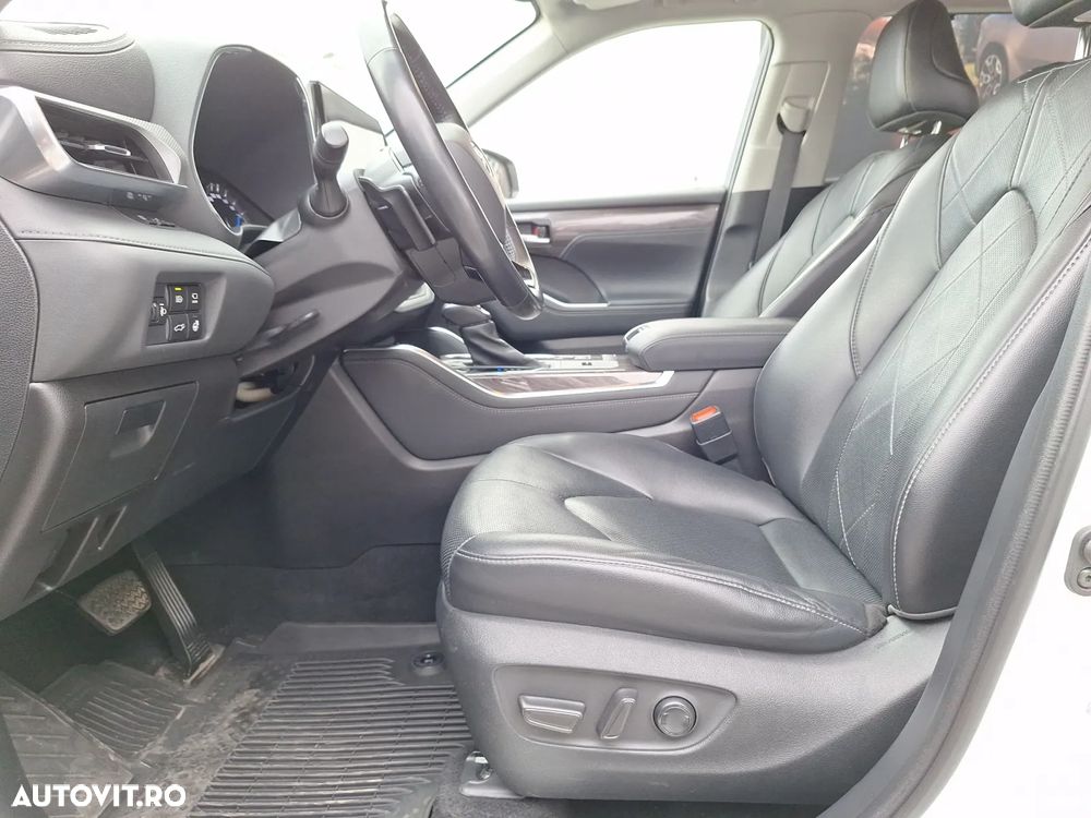 Toyota Highlander 2.5 L Dynamic Force 248CP Luxury Pearly - 6