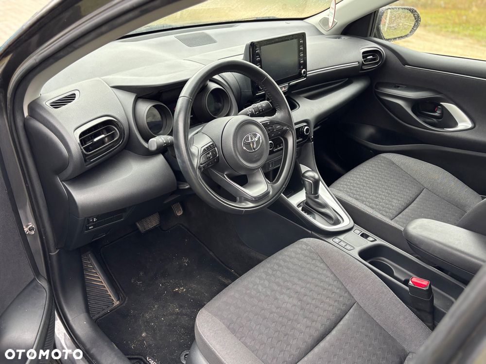 Toyota Yaris Hybrid 1.5 Executive - 11