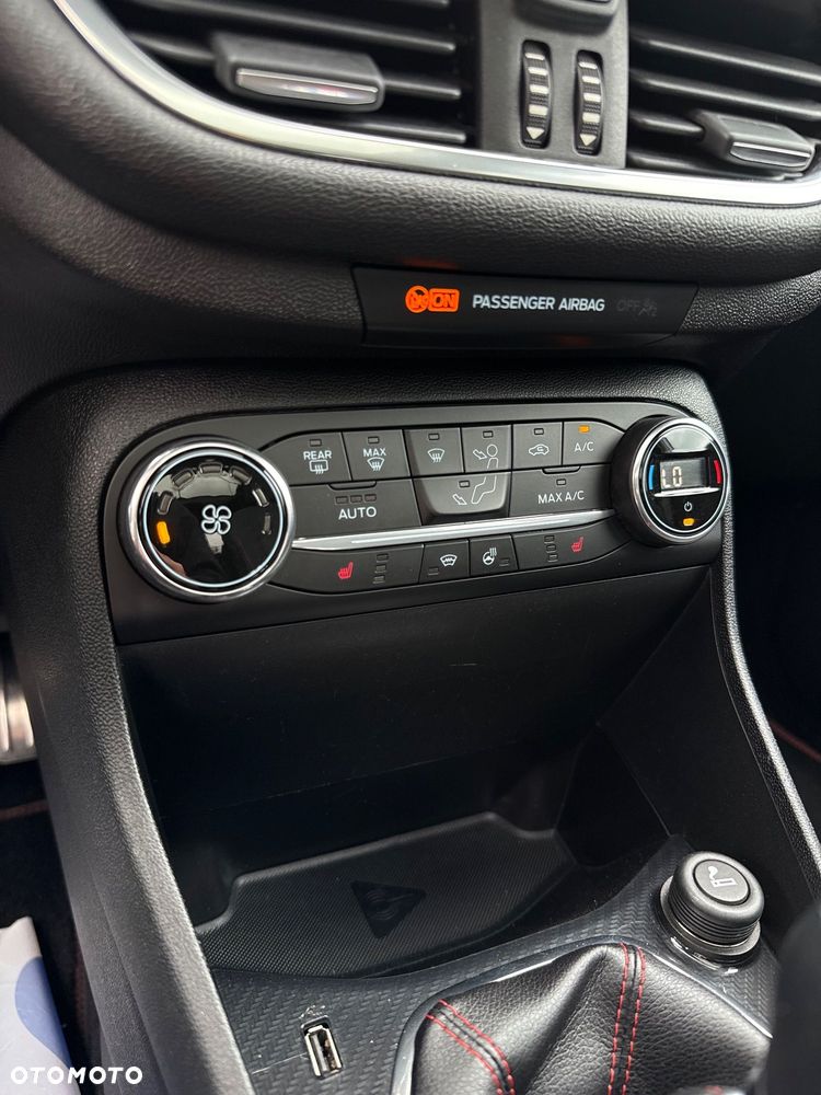 Ford Fiesta - 20