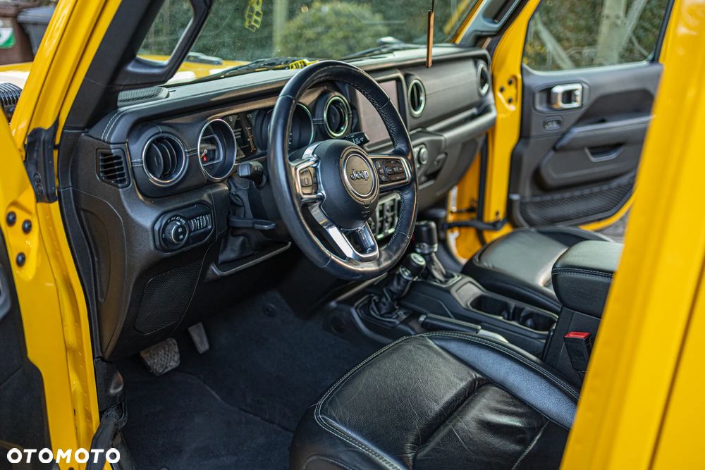 Jeep Wrangler Unlimited GME 2.0 Turbo Sahara - 12
