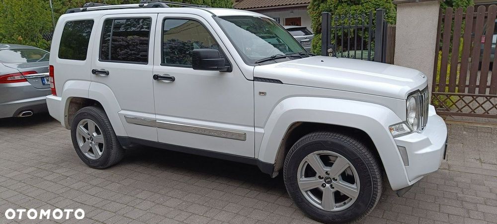 Jeep Cherokee - 11