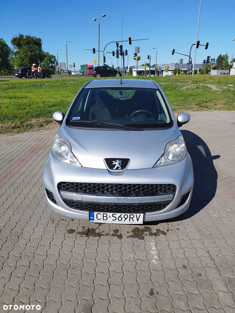 Peugeot 107 70 2-Tronic Filou - 2