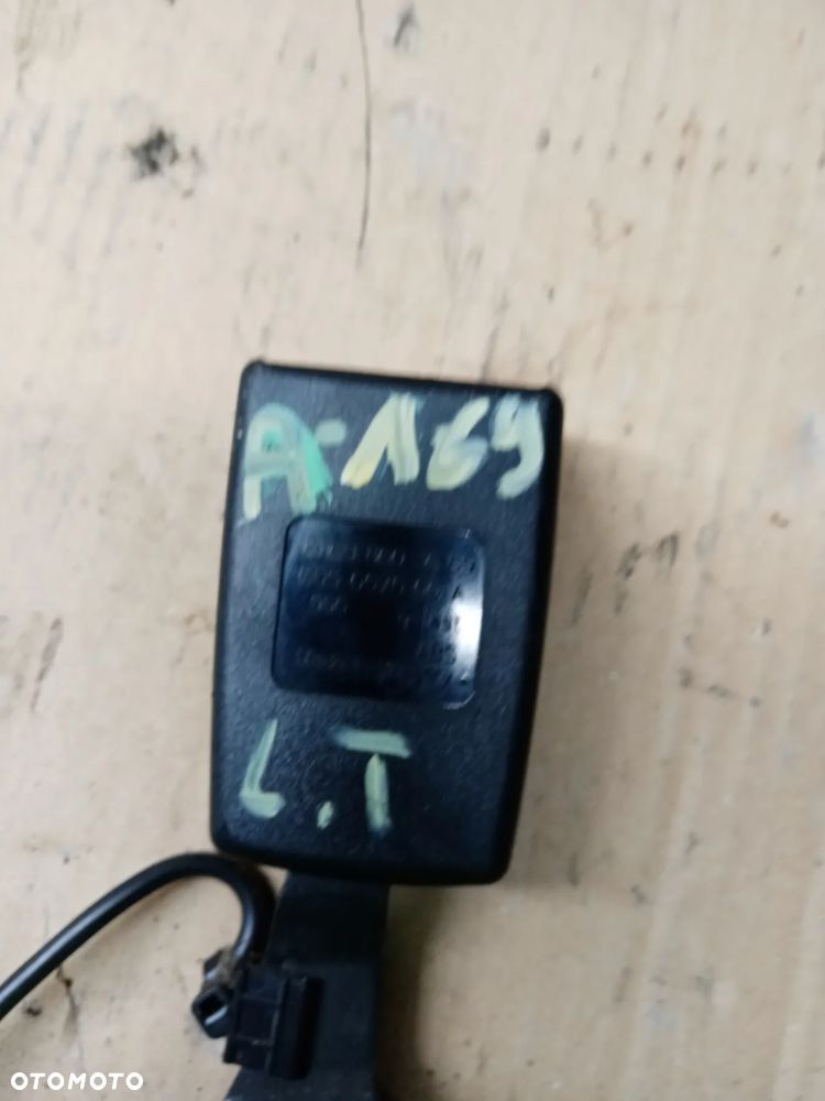 Zapinka pasa lewy tył tylna lewa Mercedes W169 1698603669 - 3