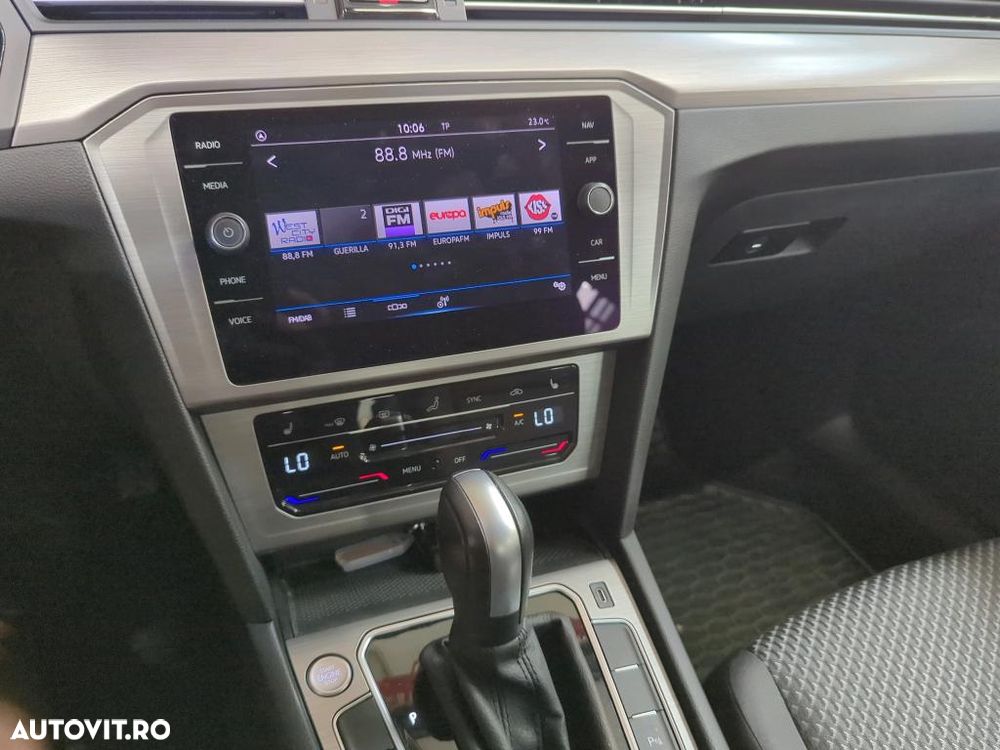 VOLKSWAGEN Passat 2021 — imagine 5