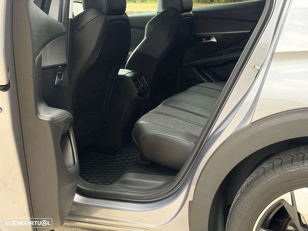 Peugeot 3008 HDi 160 Auto Allure - 44