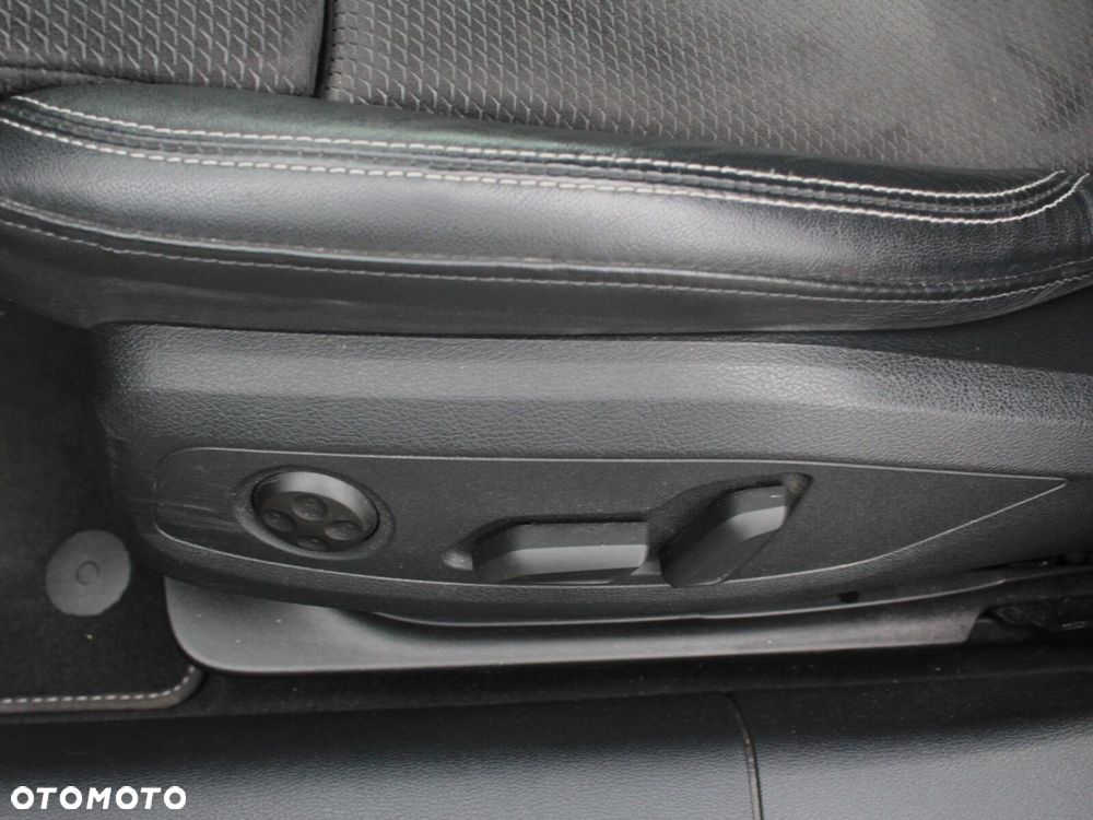 Audi A4 Limousine - 39