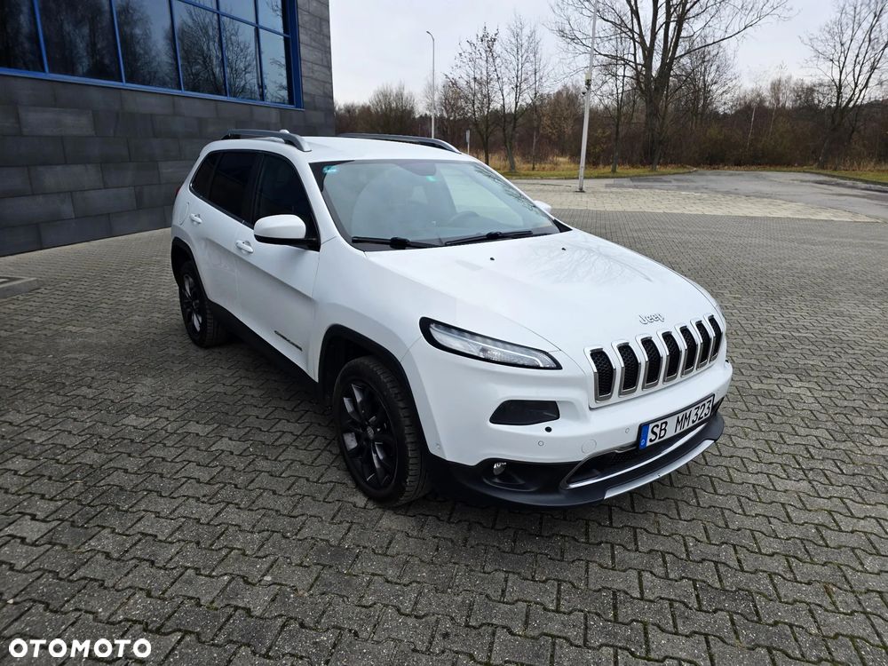 Jeep Cherokee - 11