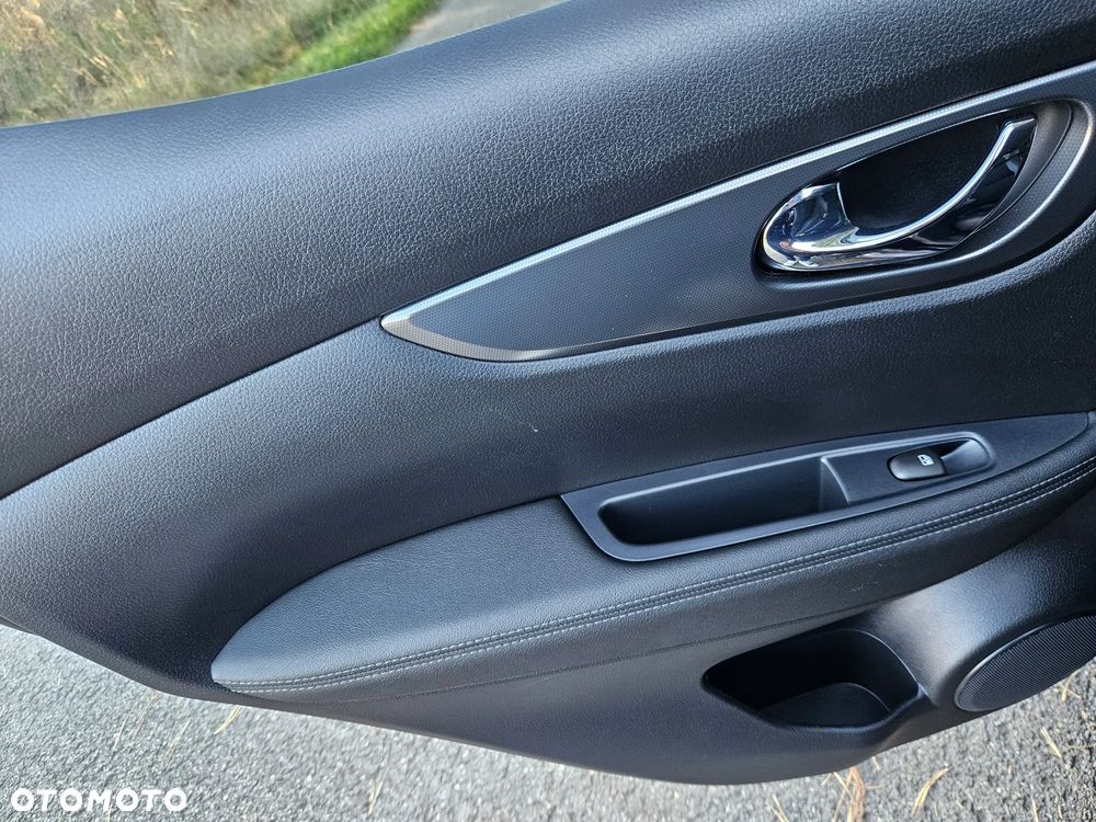 Nissan Qashqai 1.6 DIG-T Tekna - 36