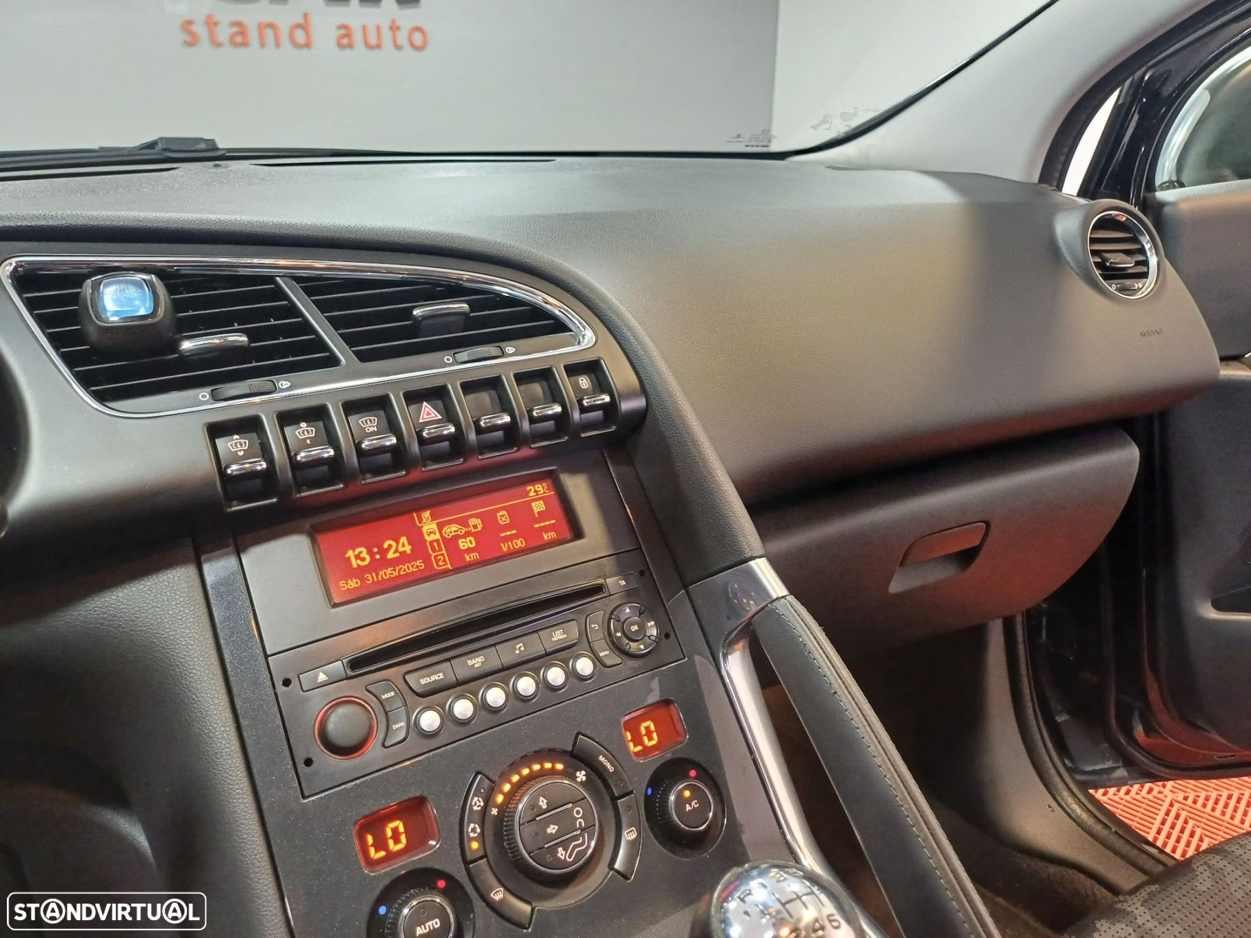 Peugeot 3008 1.6 HDi Allure - 16