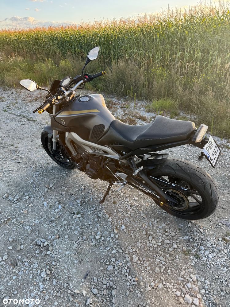 Yamaha MT - 1