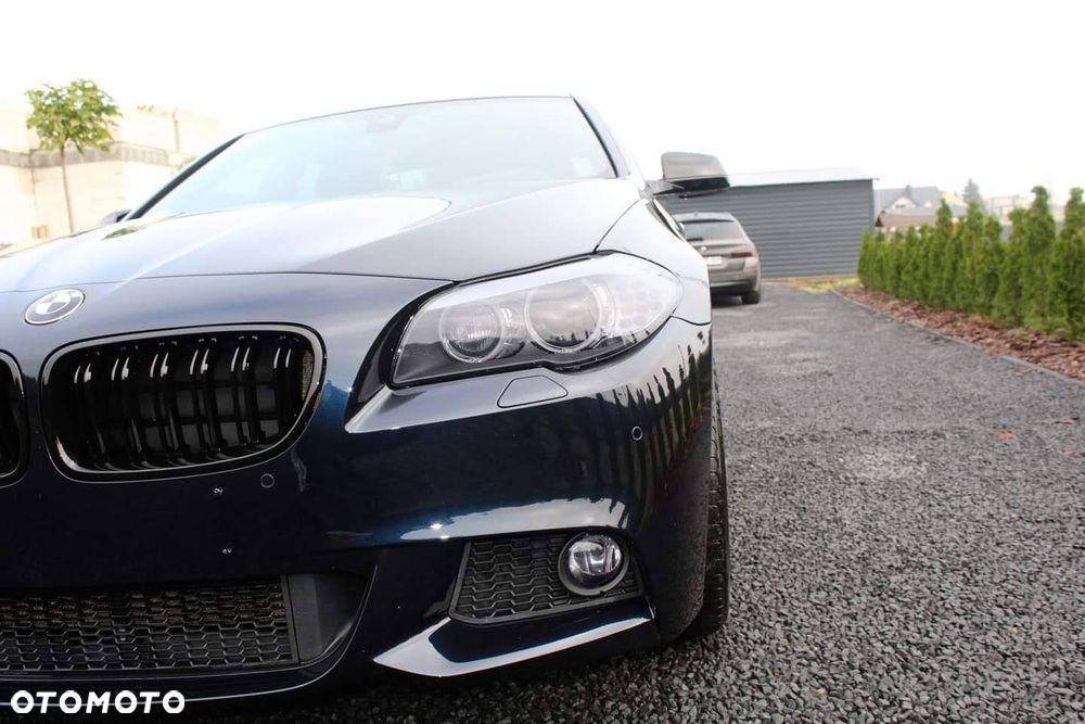 BMW Seria 5 530d xDrive - 4