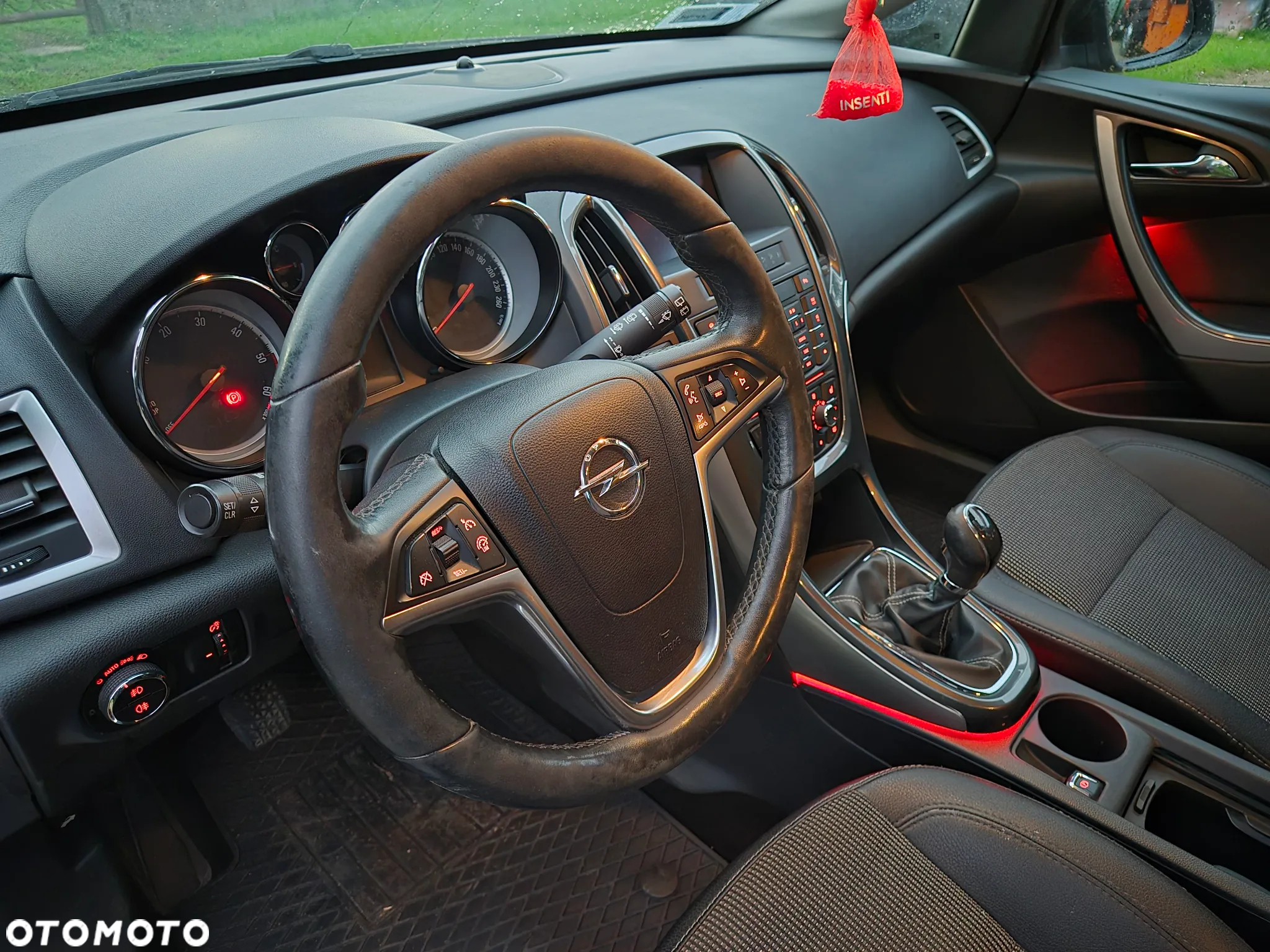 Opel Astra 2.0 CDTI Exklusiv - 19