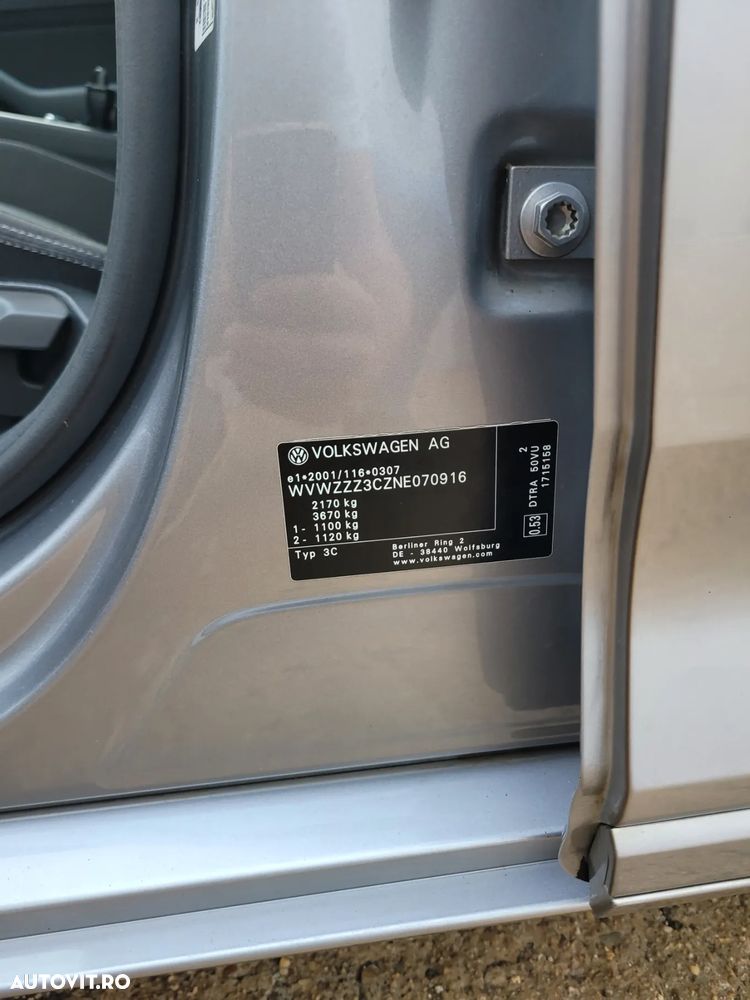 Volkswagen Passat Variant 2.0 TDI DSG Comfortline - 25