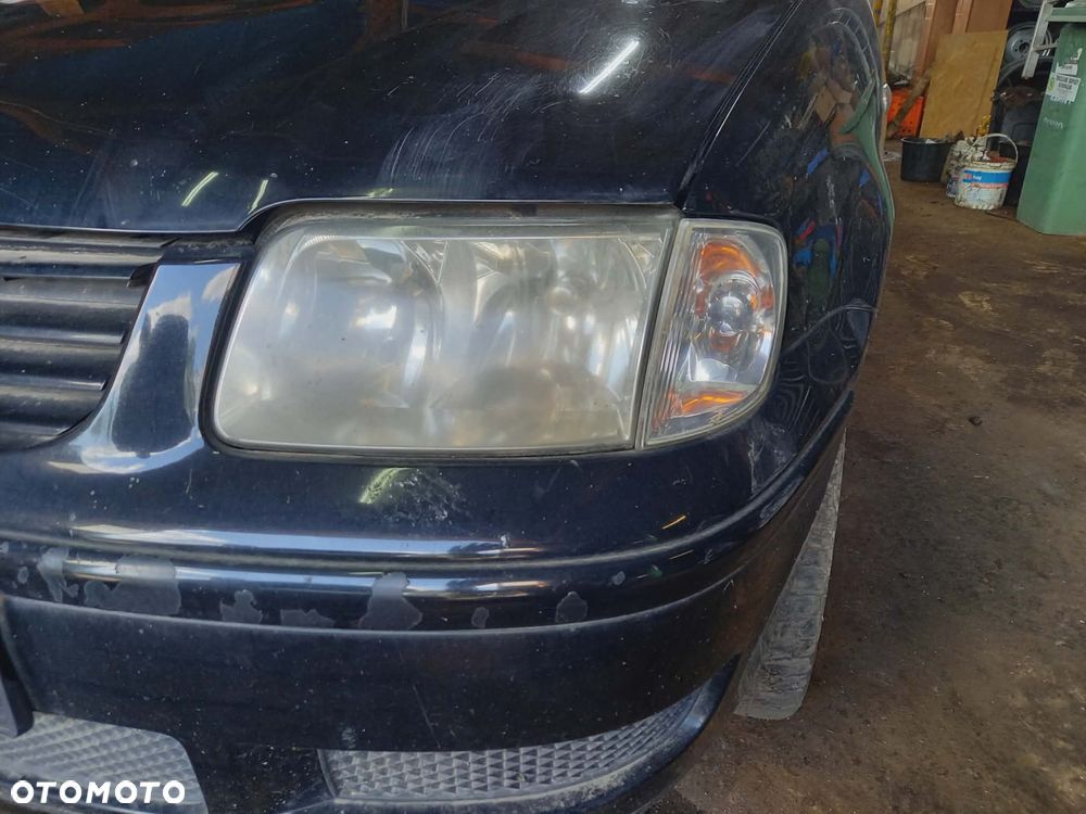 części VW VOLKSWAGEN POLO III lift 6N2 czarne 3 drzwi 2001r hatchback LAMPY PRZÓD prawa lewa - 2