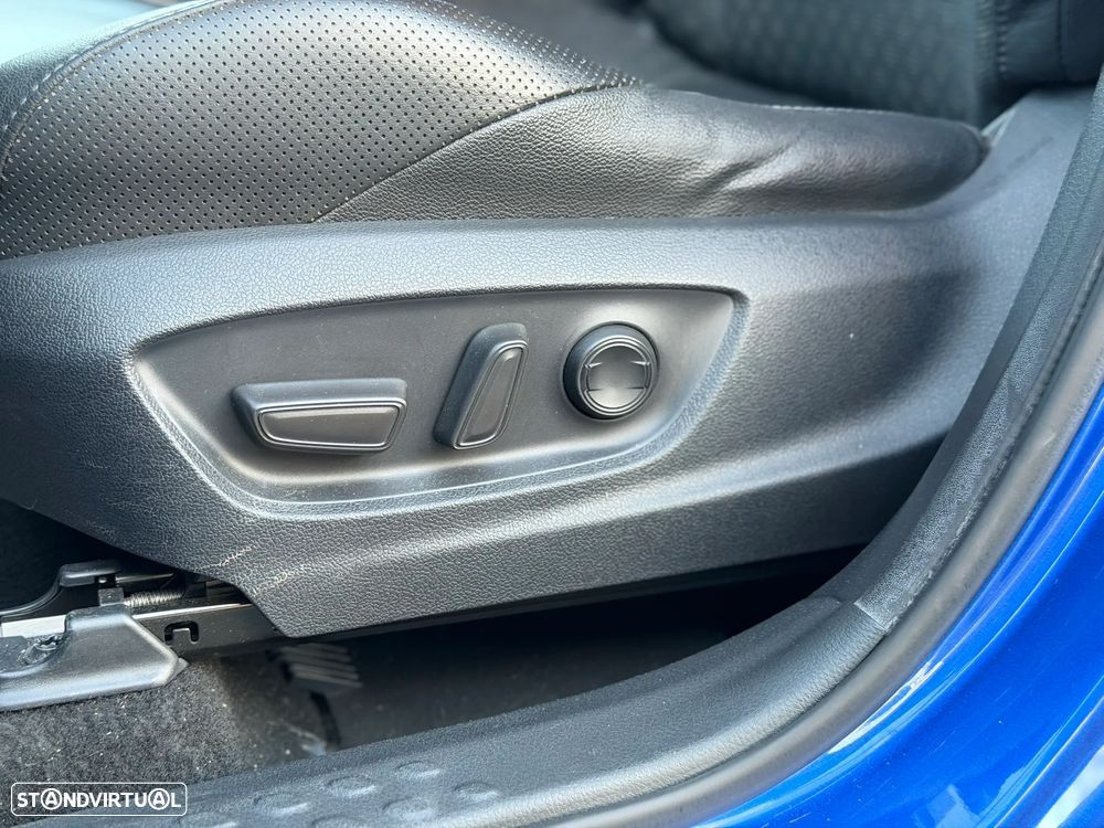 Toyota C-HR 2.0 Hybrid Lounge - 13