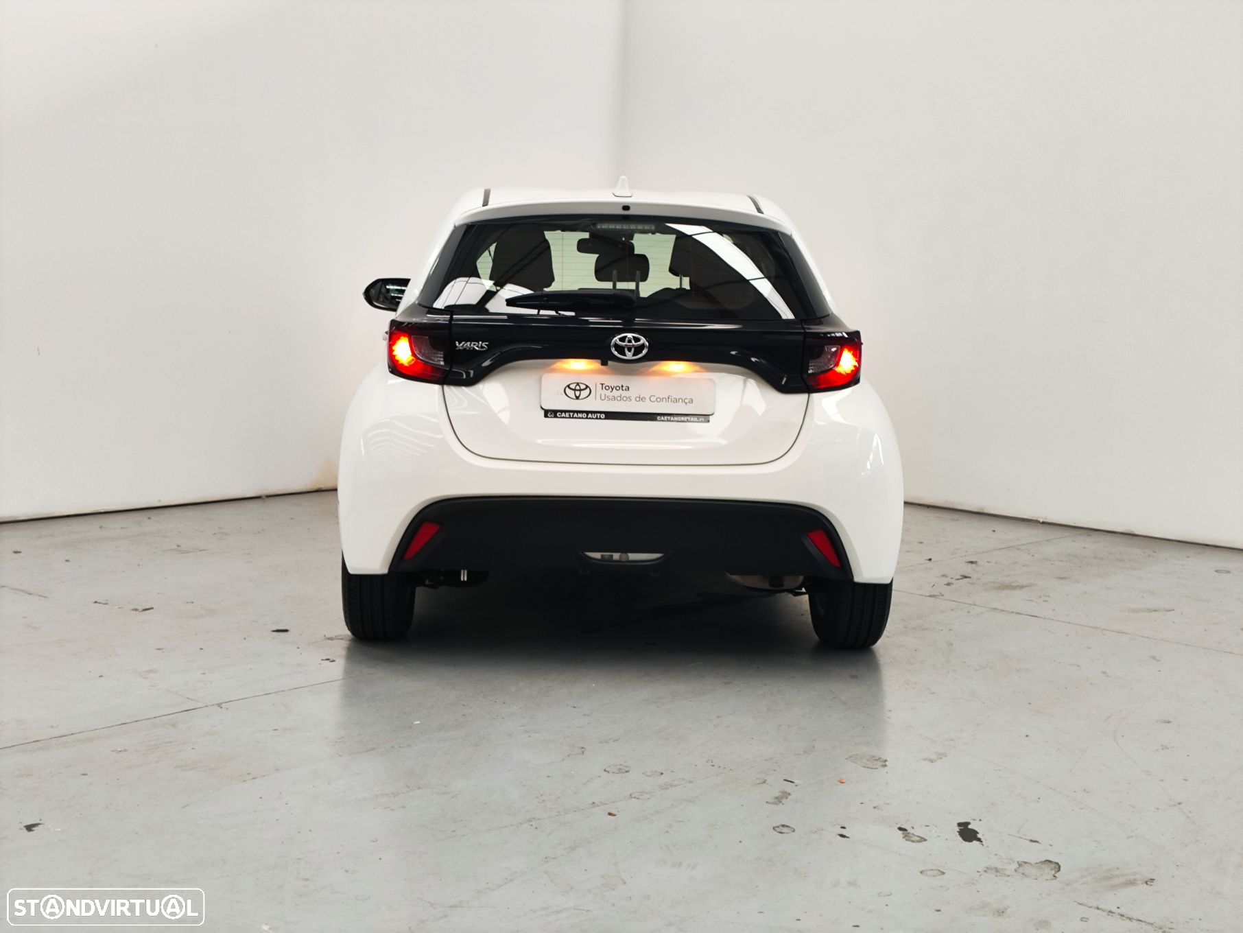 Toyota Yaris 1.0 VVT-i Comfort Plus - 4
