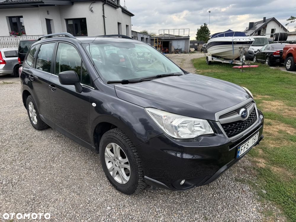 Subaru Forester 2.0 i Active Lineartronic - 4